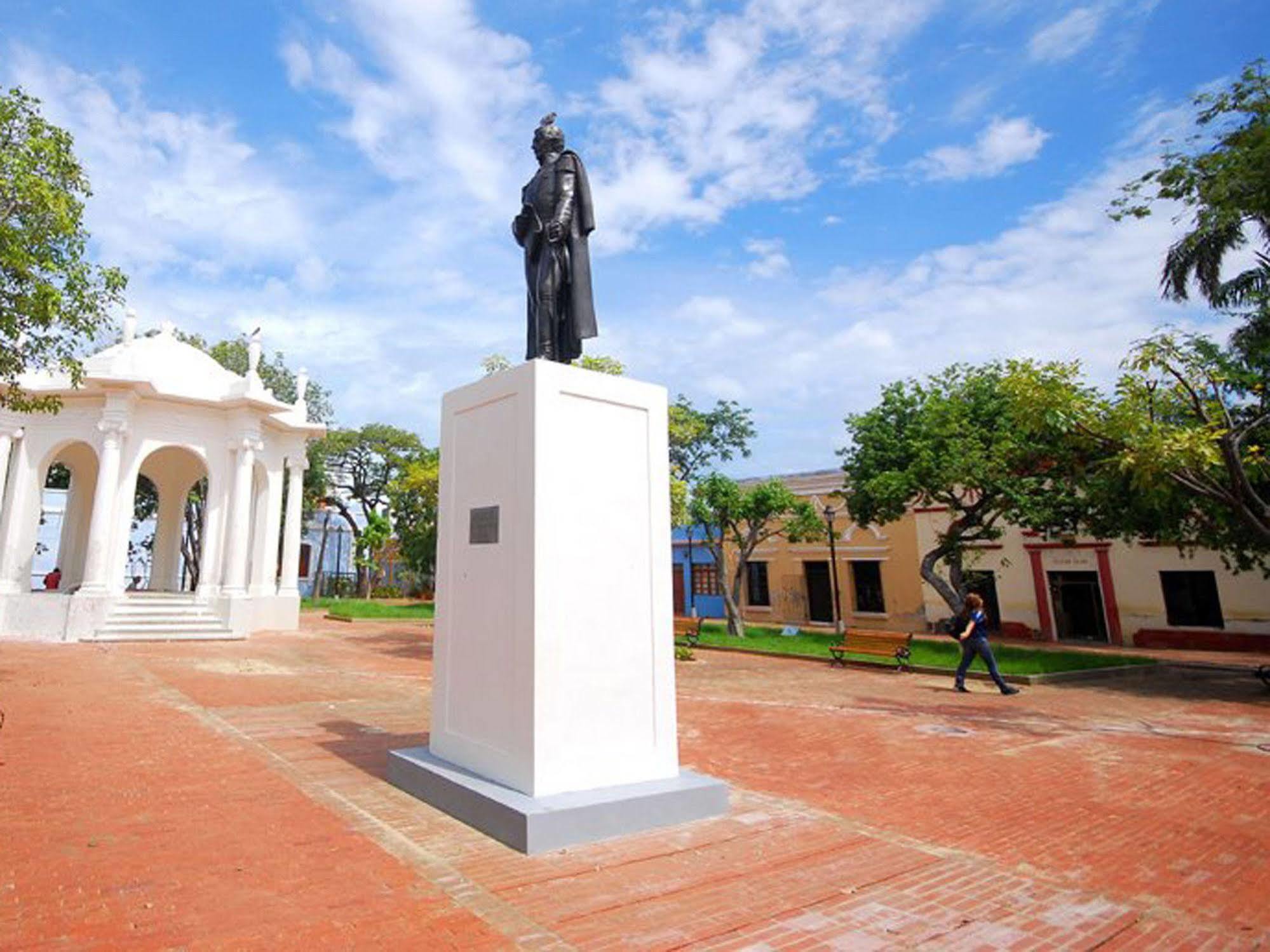 Hotel Casa Vieja Santa Marta  Buitenkant foto